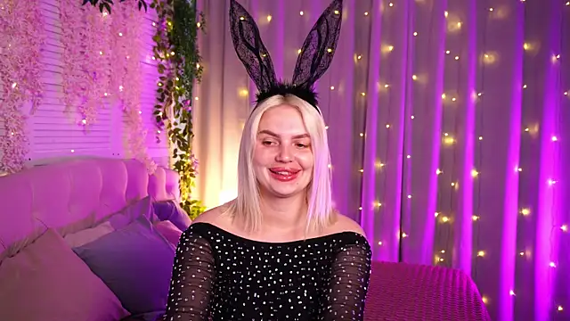 AmeliaWeells online show from June 19, 2:38 am