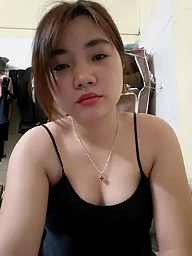 Snapshot of Pinks_cool chatting on July 4, 7:36 am Pinks cool online show from July 4, 7:36 am