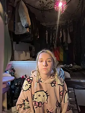 bambibabyy online show from March 4, 5:41 pm