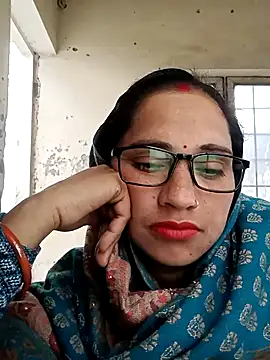 Snapshot of Cute-karisma1234 chatting on February 22, 1:51 am Cute-karisma1234 online show from February 22, 1:51 am