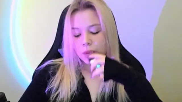 Lulu Di online show from February 21, 5:08 am