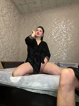 Snapshot of Lubovnikii chatting on February 9, 5:50 pm Lubovnikii online show from February 9, 5:50 pm