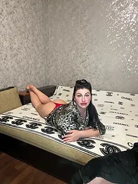 Snapshot of Lubovnikii chatting on April 5, 3:53 pm Lubovnikii online show from April 5, 3:53 pm