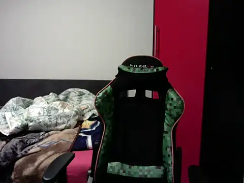 Matthew24144 online show from January 18, 5:39 pm