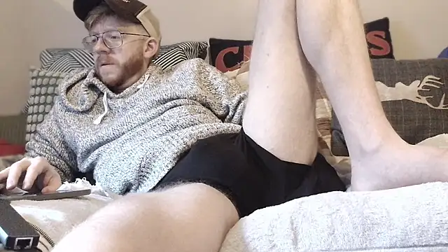 Snapshot of Gingerxl8 chatting on February 21, 4:30 pm Gingerxl8 online show from February 21, 4:30 pm