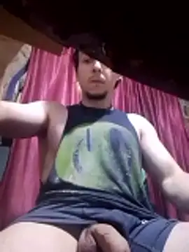 Snapshot of AxelFrost chatting on March 12, 1:28 pm AxelFrost online show from March 12, 1:28 pm