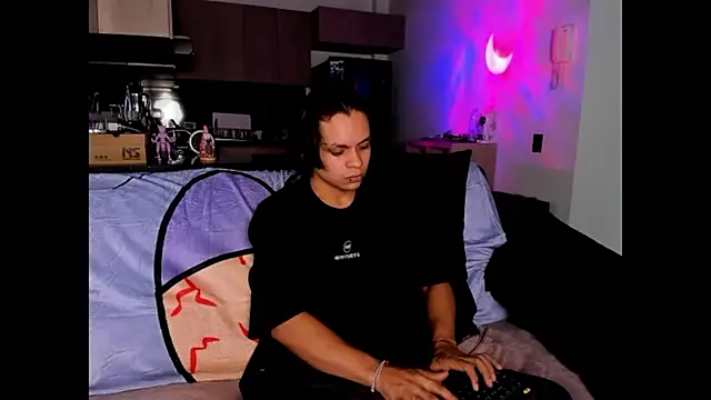 Seth Molly online show from May 8, 10:26 pm