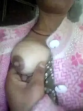 Snapshot of Nasrjfjfjy5578 chatting on February 7, 10:57 pm Nasrjfjfjy5578 online show from February 7, 10:57 pm