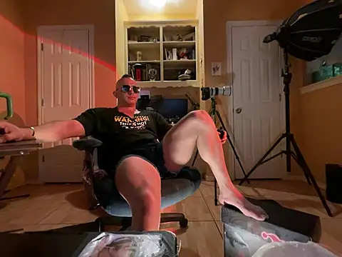daddydonkey84 online show from June 20, 4:15 am