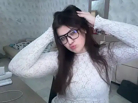 Snapshot of _MaryLove_ chatting on February 12, 12:44 pm MaryLove online show from February 12, 12:44 pm