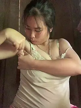 patry33 online show from June 24, 1:26 am
