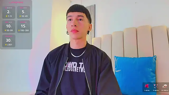 lian cameron online show from April 15, 3:46 am