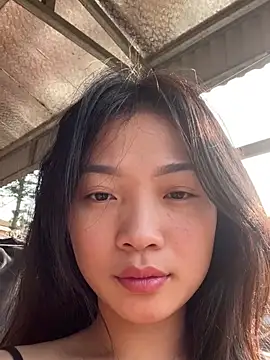 Lyn-be99 online show from March 19, 1:09 am