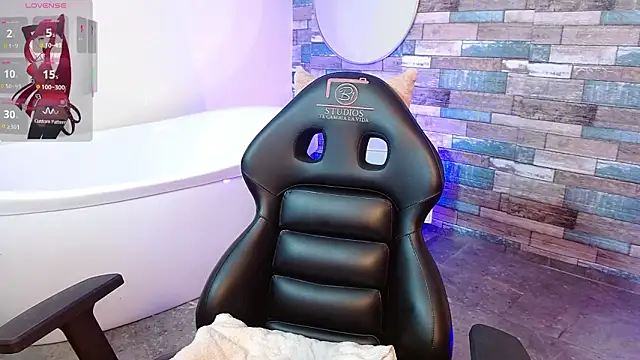 Snapshot of osamu_tay chatting on February 28, 12:06 pm osamu tay online show from February 28, 12:06 pm