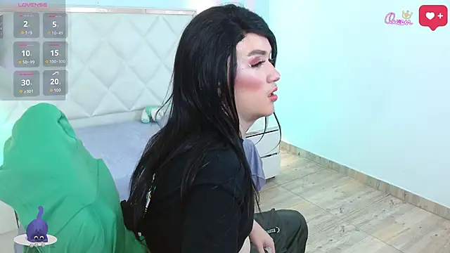 NOOAH TAY online show from February 25, 7:01 pm