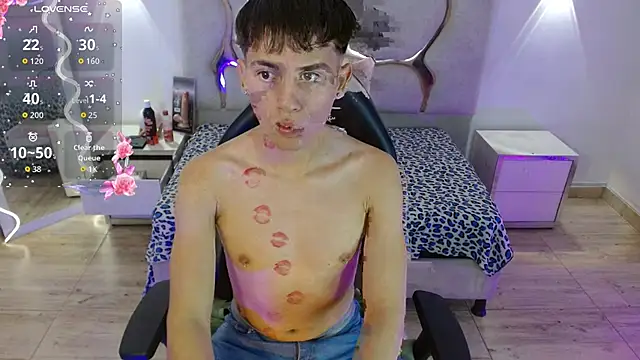 EVAN TAY online show from February 4, 3:12 am