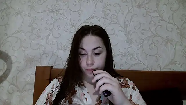 NoirAngel  online show from February 18, 9:22 pm