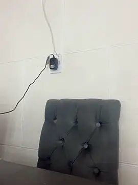 Snapshot of Jimena_luvv chatting on February 9, 5:22 am Jimena luvv online show from February 9, 5:22 am