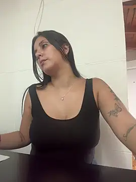 Snapshot of Jimena_luvv chatting on February 11, 6:13 pm Jimena luvv online show from February 11, 6:13 pm