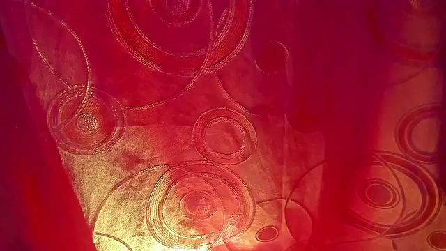 Melanie  Evans online show from March 12, 10:54 am