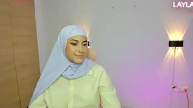 LAY LA  online show from April 15, 9:26 pm