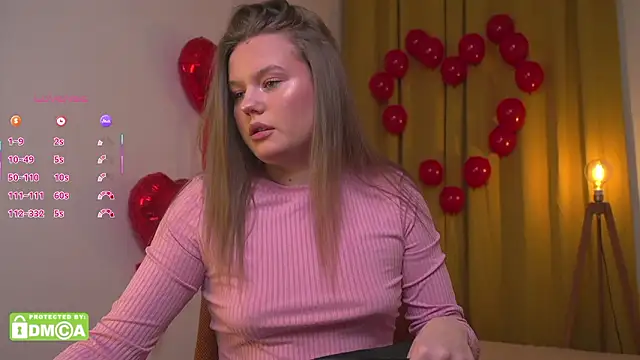 Snapshot of Agatha_Gris chatting on February 14, 9:33 pm Agatha Gris online show from February 14, 9:33 pm