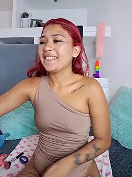 Layla em online show from March 10, 12:32 pm