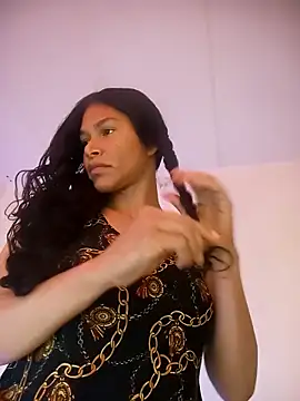 Snapshot of _aish_a chatting on February 22, 11:31 am aish a online show from February 22, 11:31 am