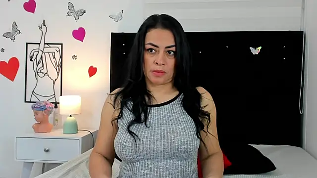 Snapshot of Brenda_Karter chatting on March 18, 12:41 pm Brenda Karter online show from March 18, 12:41 pm