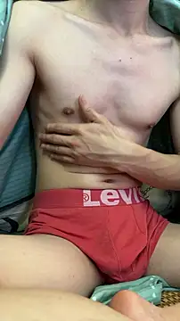 Snapshot of llkiki chatting on February 27, 1:49 am llkiki online show from February 27, 1:49 am