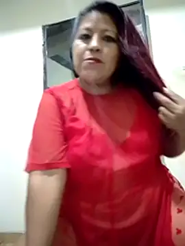 Snapshot of LaylaWinxxx chatting on February 12, 3:45 am LaylaWinxxx online show from February 12, 3:45 am