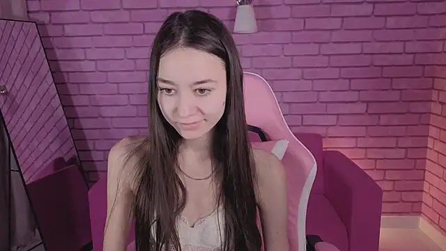 Nicole Brownie online show from February 6, 7:23 am