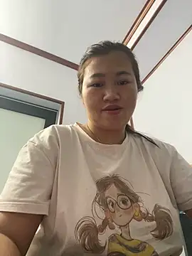 Snapshot of Puka2001 chatting on February 22, 12:01 am Puka2001 online show from February 22, 12:01 am