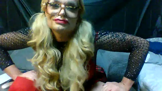 Snapshot of starandsky chatting on February 1, 4:00 am starandsky online show from February 1, 4:00 am