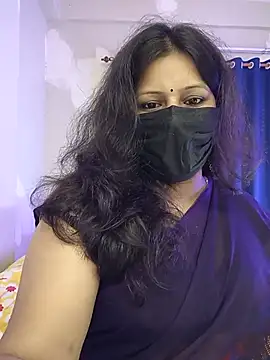Snapshot of noty_girl2 chatting on July 9, 9:13 am noty girl2 online show from July 9, 9:13 am