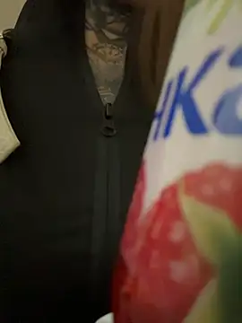 Snapshot of KishaMur chatting on February 23, 5:16 am KishaMur online show from February 23, 5:16 am