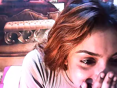 Snapshot of IndianPretty14u2Luv chatting on February 9, 5:22 am IndianPretty14u2Luv online show from February 9, 5:22 am