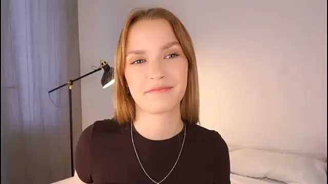 Snapshot of HellenSpelly chatting on February 15, 10:28 pm HellenSpelly online show from February 15, 10:28 pm