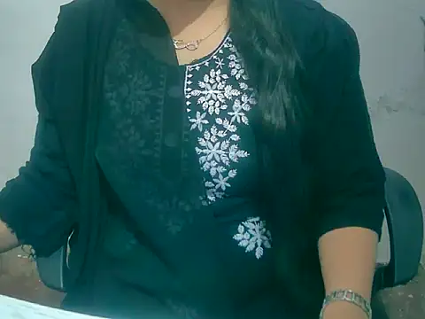 Cute Aliyaa online show from March 3, 8:20 am