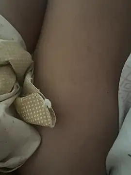 Snapshot of teubrinquedinho chatting on February 8, 6:11 pm teubrinquedinho online show from February 8, 6:11 pm