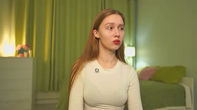 SharaNewbern online show from February 12, 1:50 pm