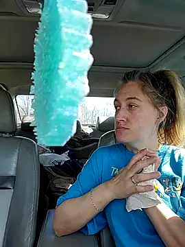 Sunflower0025 online show from March 3, 5:19 pm