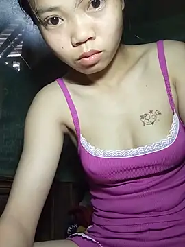 Snapshot of derylove_ chatting on May 18, 7:58 am derylove online show from May 18, 7:58 am