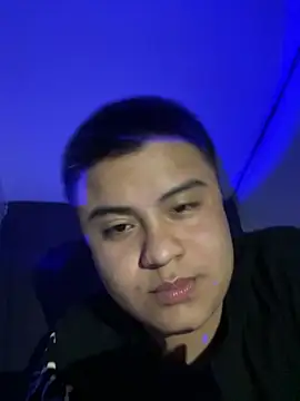 Snapshot of andresmahecha777 chatting on February 24, 5:16 am andresmahecha777 online show from February 24, 5:16 am