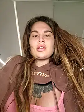 TattooGirlAlia online show from January 10, 3:18 am