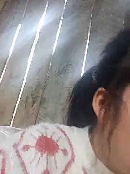 Snapshot of Lymimi chatting on February 3, 12:31 am Lymimi online show from February 3, 12:31 am