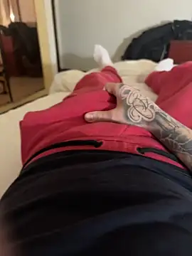 Snapshot of nolimits66 chatting on February 10, 2:32 pm nolimits66 online show from February 10, 2:32 pm