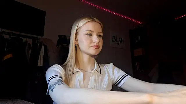 ChongTreece online show from February 13, 6:09 am