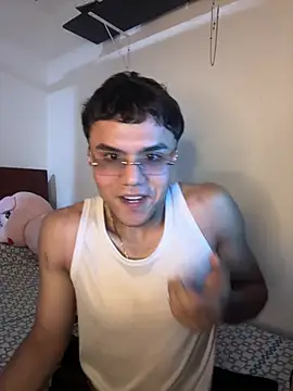 CreamKingg online show from April 8, 1:27 am