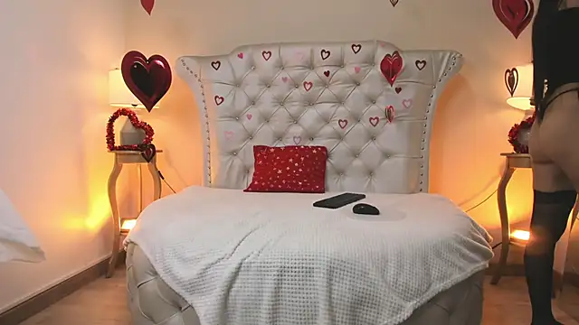 SamanthaMorelli online show from February 20, 12:49 pm